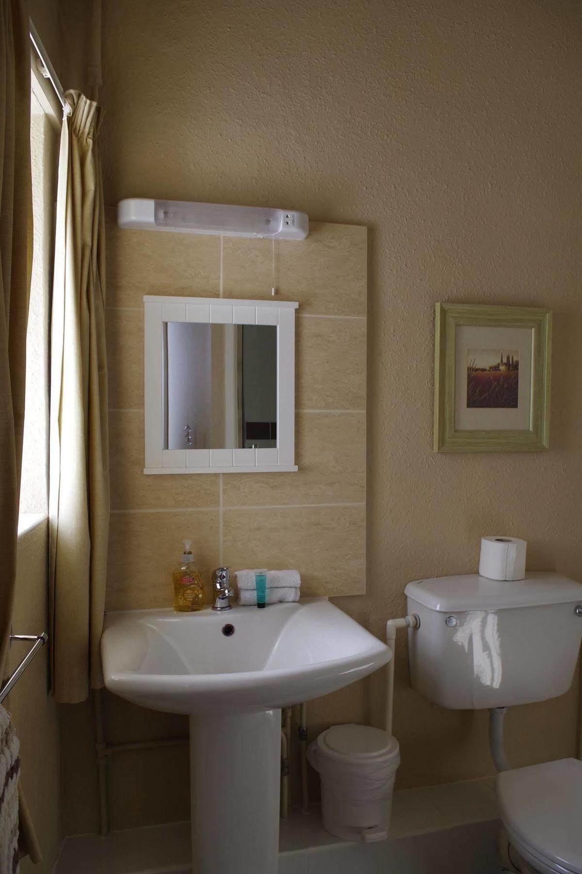 Sarnia Guest House (Adults Only) Γουέστον Σούπερ Μερ Εξωτερικό φωτογραφία