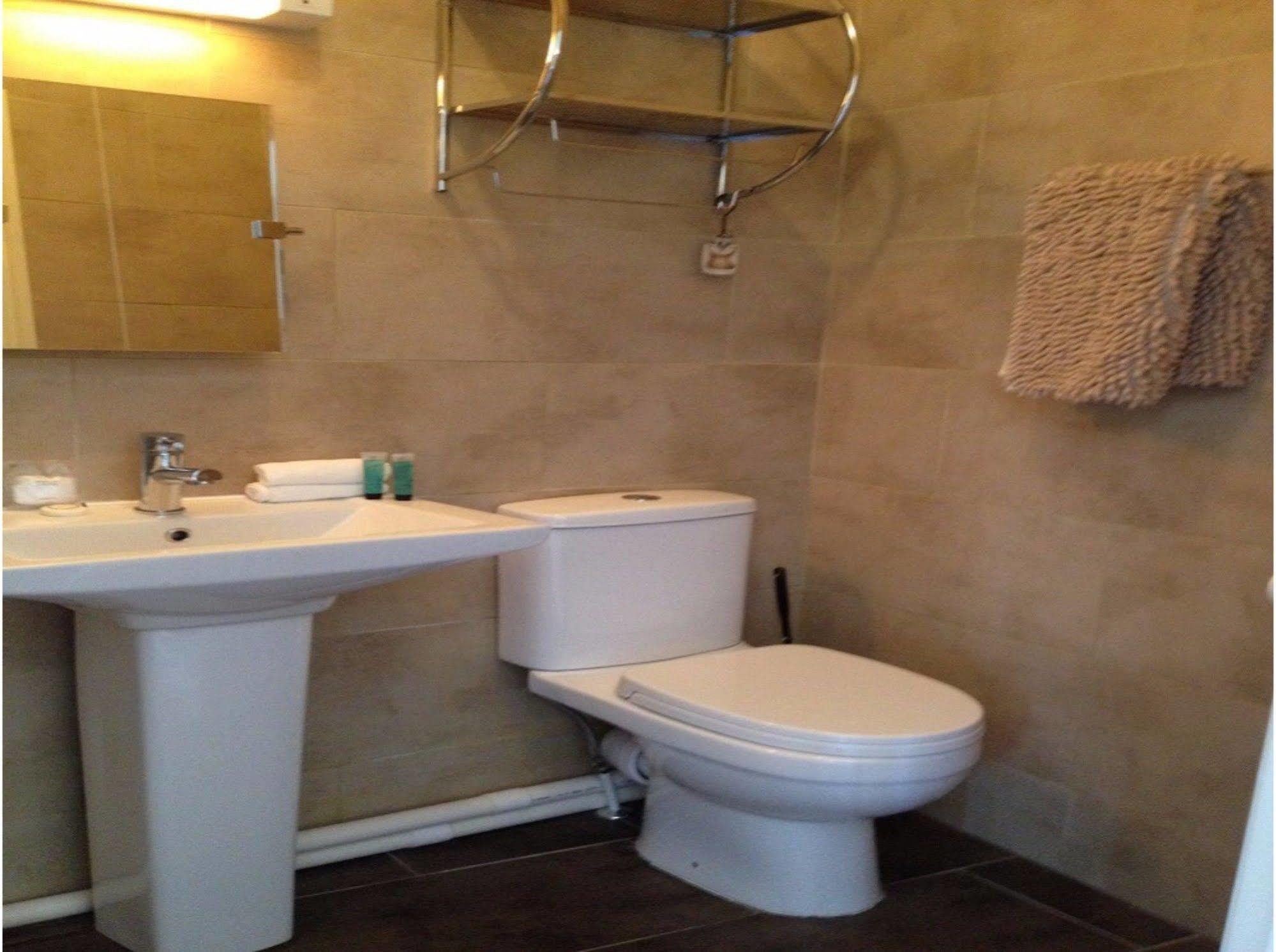 Sarnia Guest House (Adults Only) Γουέστον Σούπερ Μερ Εξωτερικό φωτογραφία
